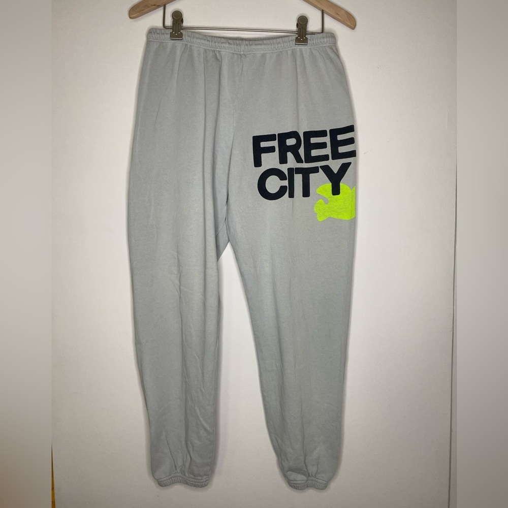 FREECITY Sweatpants